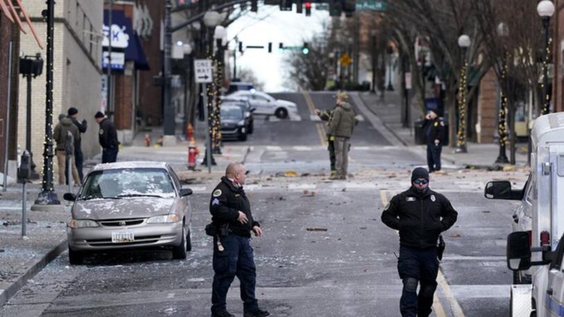 Declaran toque de queda en el área donde ocurrió la explosión en Nashville