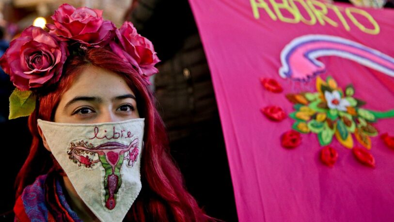 Chile comienza a debatir una ley de legalización del aborto este miércoles