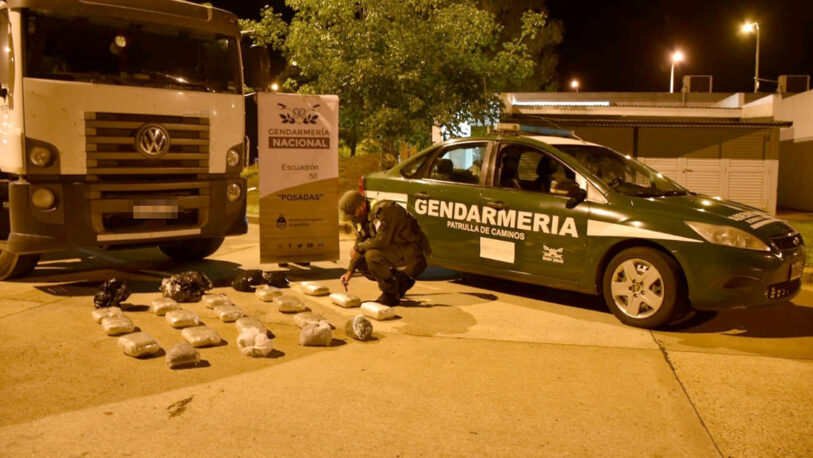 Transportaba más de 20 kilos de droga desde Iguazú a Córdoba