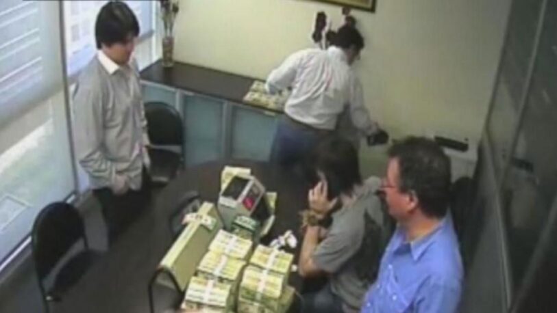 Un allegado a Néstor Kirchner dijo que “llegaban bolsas con plata a la casa desde el primer momento”
