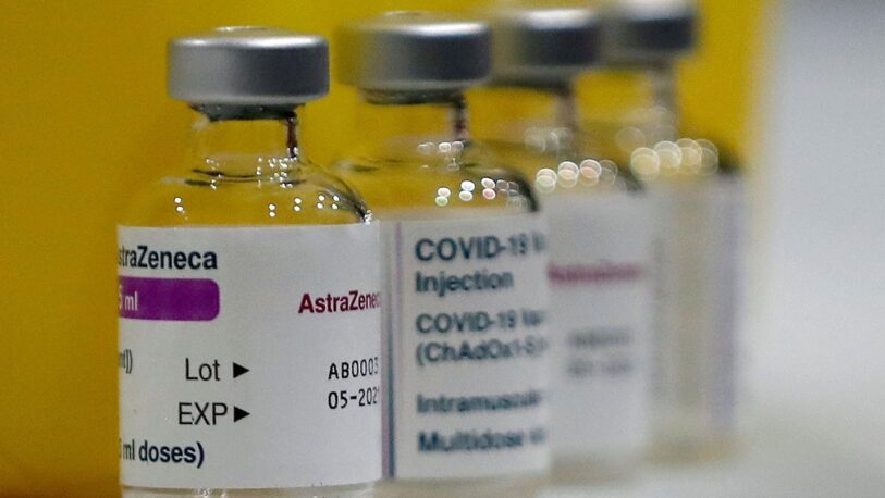Suspenden en Sudáfrica la vacuna de Oxford y AztraZeneca por su baja eficacia