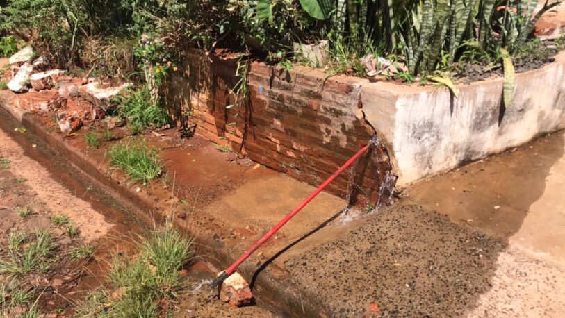Vecinos de la Chacra 52 reclaman pérdida de agua