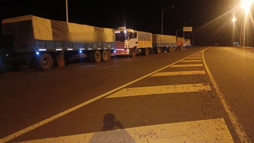 Retuvieron otros cinco camiones con carga ilegal de soja que intentaron ingresar a Misiones