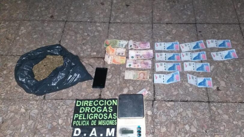 Arrestaron a dos jóvenes con una bolsa de marihuana en el centro de Posadas