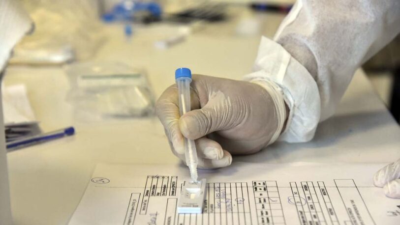 Detuvieron a dos bioquímicas por entregar certificados falsos de testeos de Covid-19