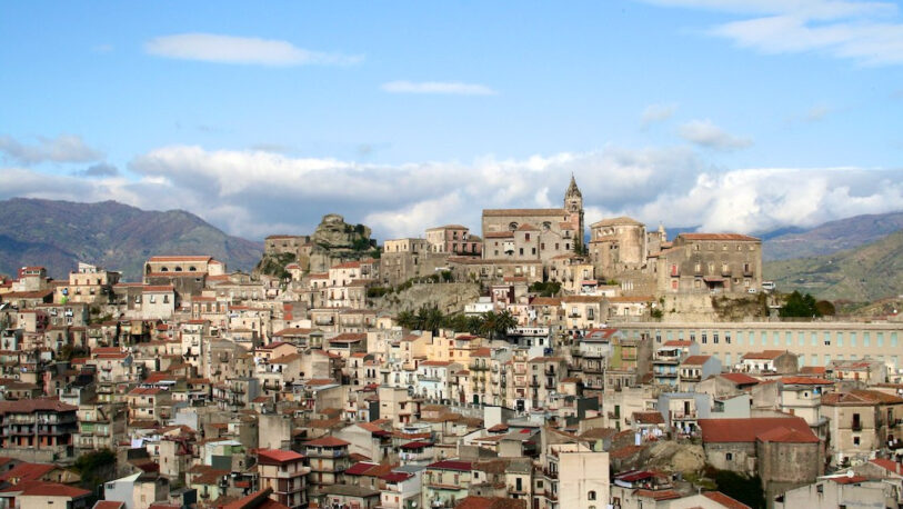 Un pueblo de Italia vende casas por un euro para repoblar su casco antiguo