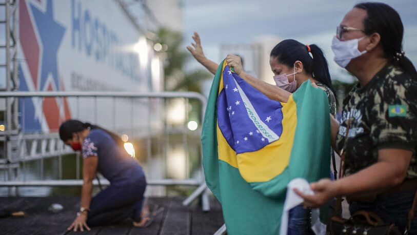 Coronavirus: Brasil supera las 350 mil muertes