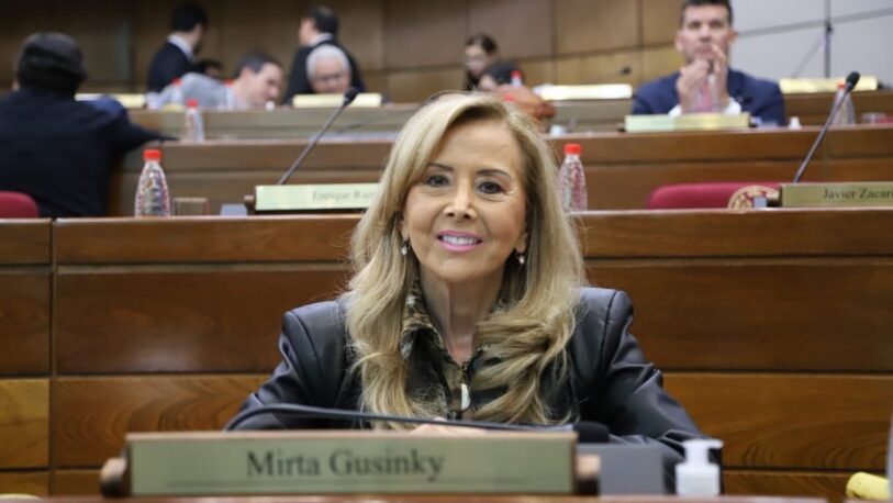 Escándalo en Paraguay: una senadora se vacunó contra el Covid-19 y lo negó
