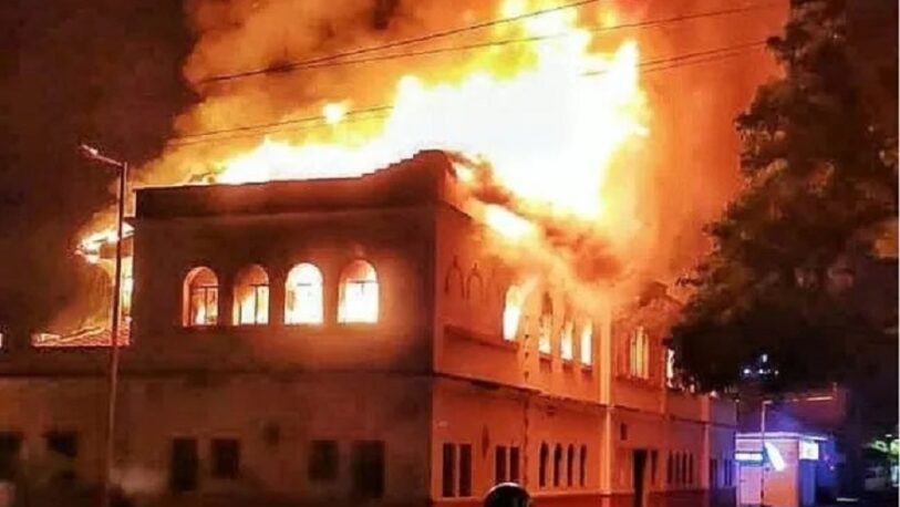 Colombia: queman un palacio de Justicia en Cauca