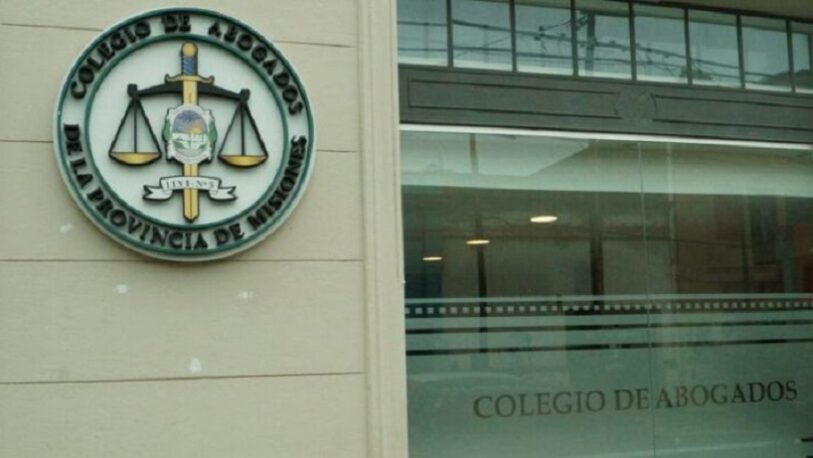 Abogados piden investigar las denuncias contra el juez Fragueiro y repudiaron lo ocurrido