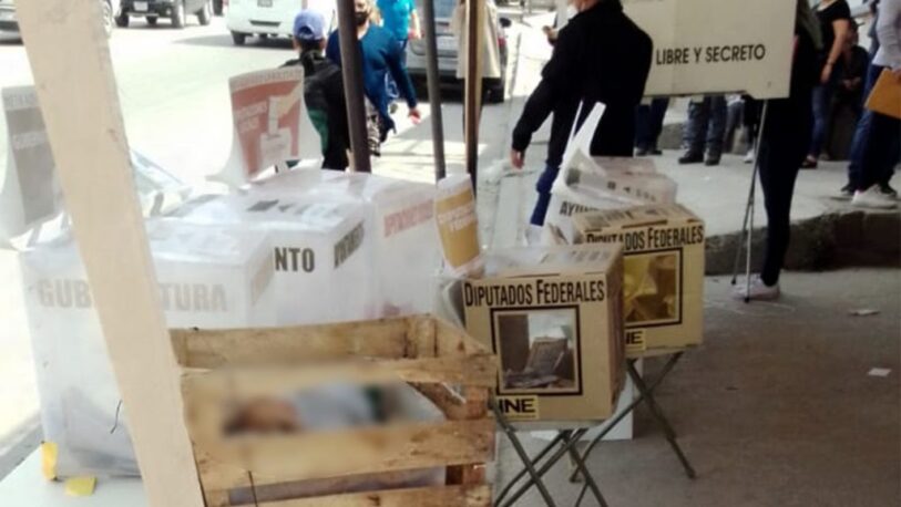 Macabras elecciones en México: lanzaron restos humanos en centros de votación