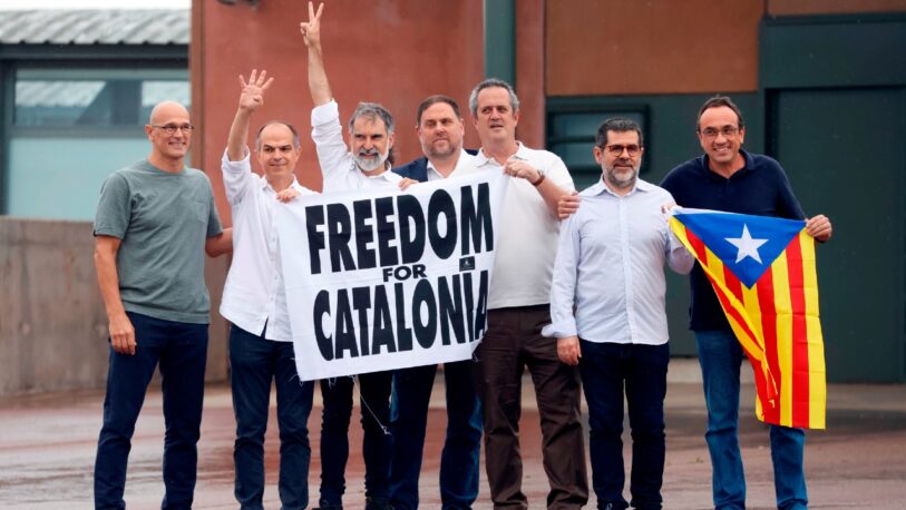 Salieron de la cárcel los líderes separatistas catalanes que fueron indultados