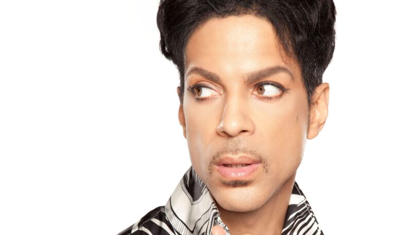 Sale a la luz “Welcome 2 America”, disco póstumo de Prince de 2010 en el que visualizó el presente