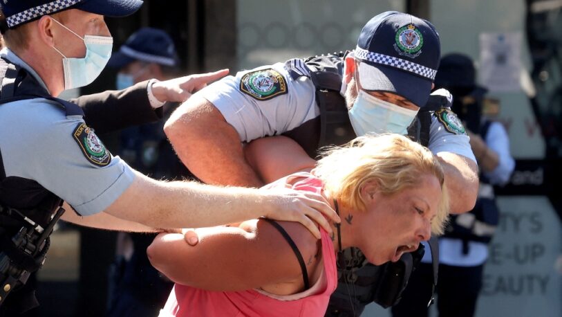 Australia: represión y detenciones en nuevas marchas contra el confinamiento