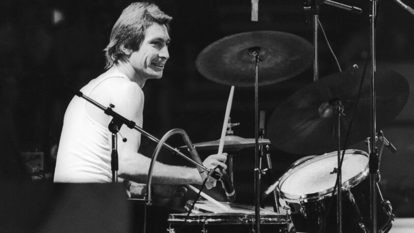 La historia de Charlie Watts, el baterista que marcó el pulso de los Rolling Stones