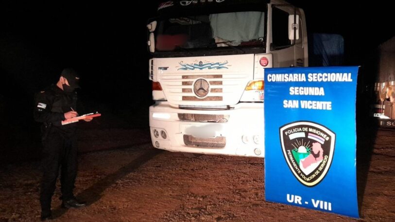 Secuestraron camiones con carga de maíz ilegal en San Vicente y Colonia Aurora