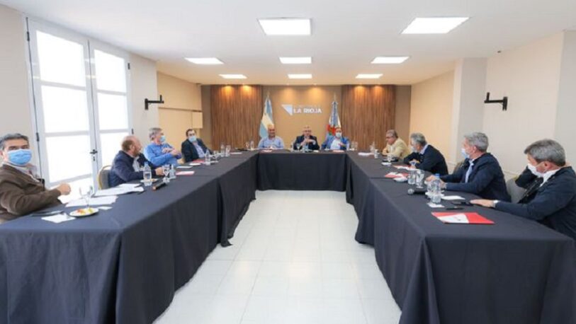 Alberto Fernández se reunió en La Rioja con gobernadores: solo participaron 14