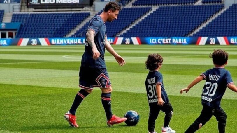 Messi anotó a sus hijos en las inferiores del PSG
