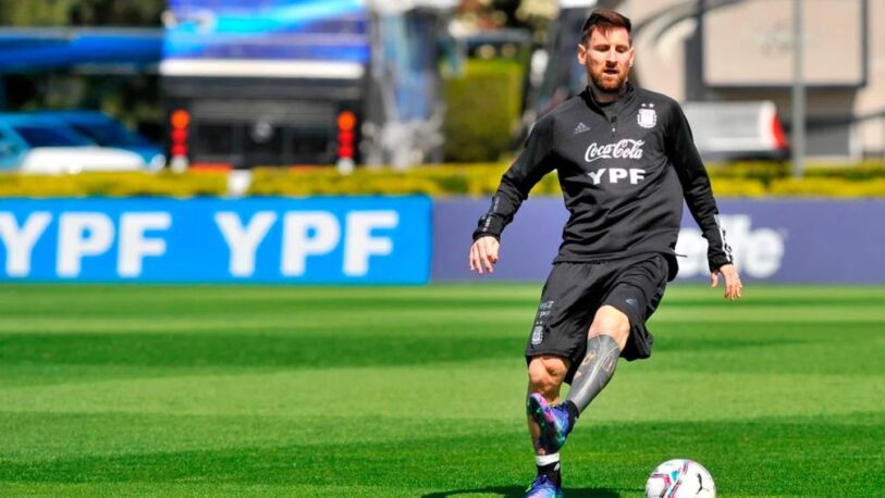 Lionel Messi se sacó una selfie en plena madrugada desde Paraguay y se volvió viral