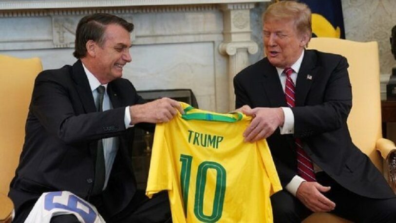 Trump apoyó a Bolsonaro después de que el Senado lo acusó por la gestión de la pandemia