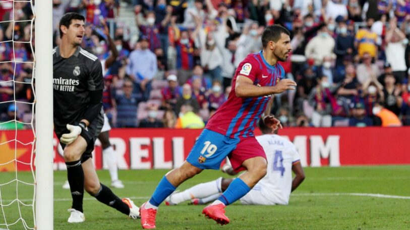 El Kun Agüero marco su primer gol, pero no le alcanzó al Barcelona