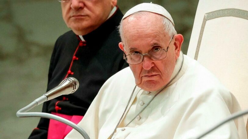 Papa Francisco: “Me hacen llorar las historias de niños explotados”