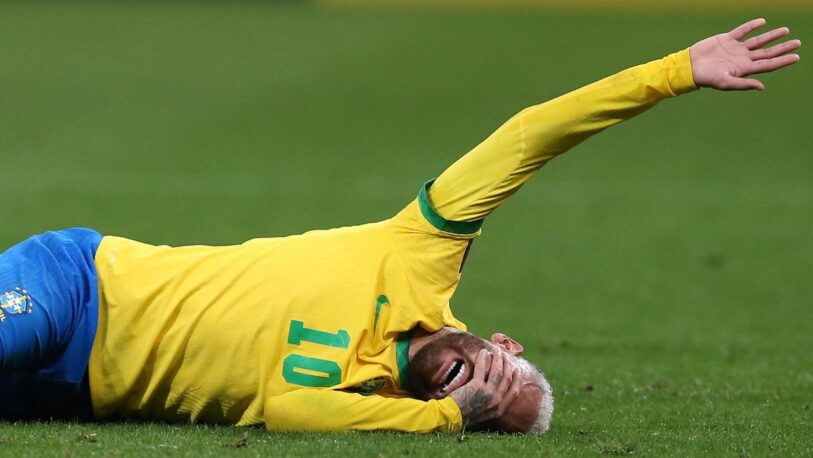 Neymar estará inactivo entre seis y ocho semanas