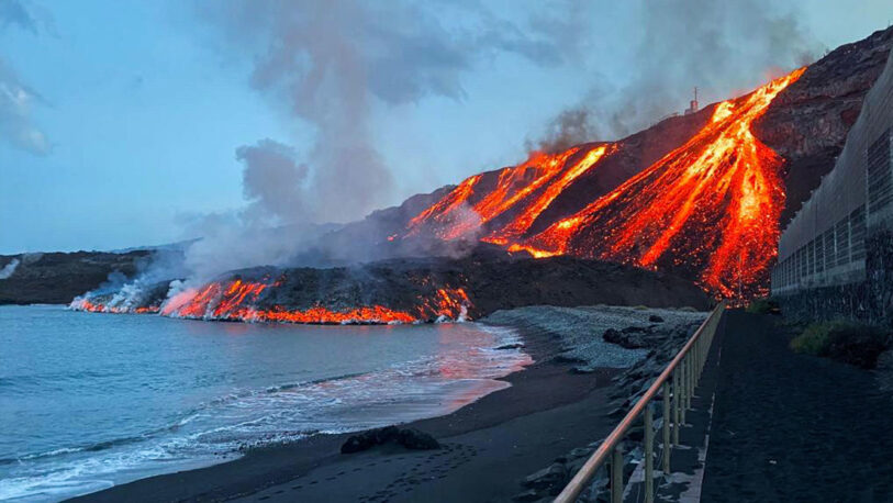 Una playa quedó sepultada bajo la lava del volcán de La Palma