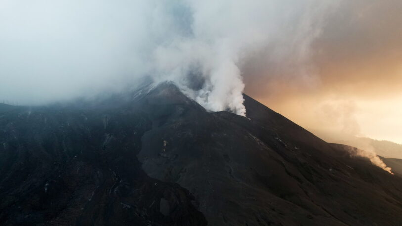 El volcán La Palma no volvió a emitir gases y erupción