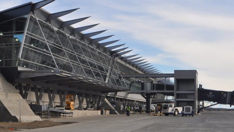 El aeropuerto internacional de El Calafate quedó habilitado como corredor seguro