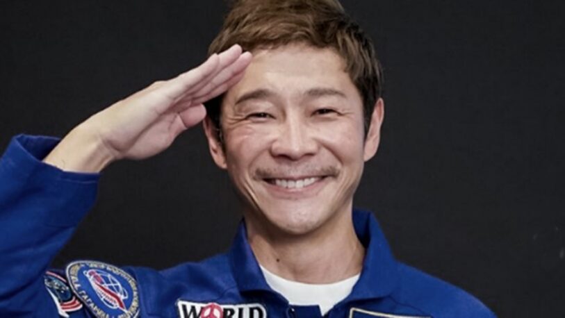 Un multimillonario japonés y su asistente regresan a la Tierra tras 12 días en la EEI