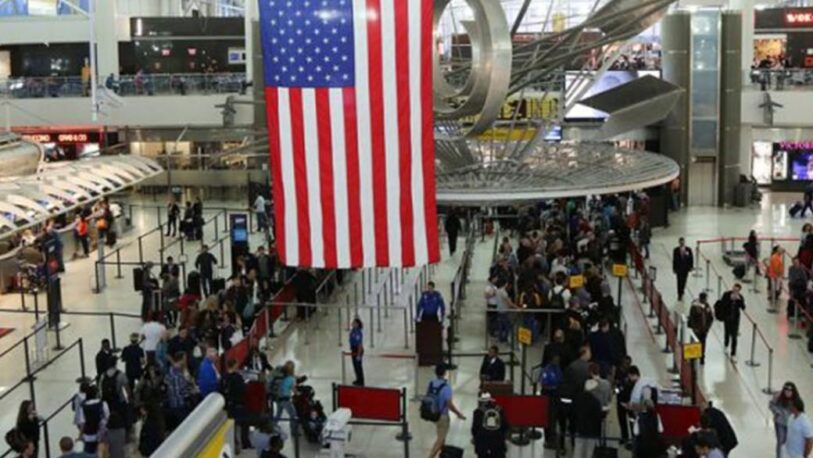 Estados Unidos levantará restricciones de viaje impuestas a países africanos