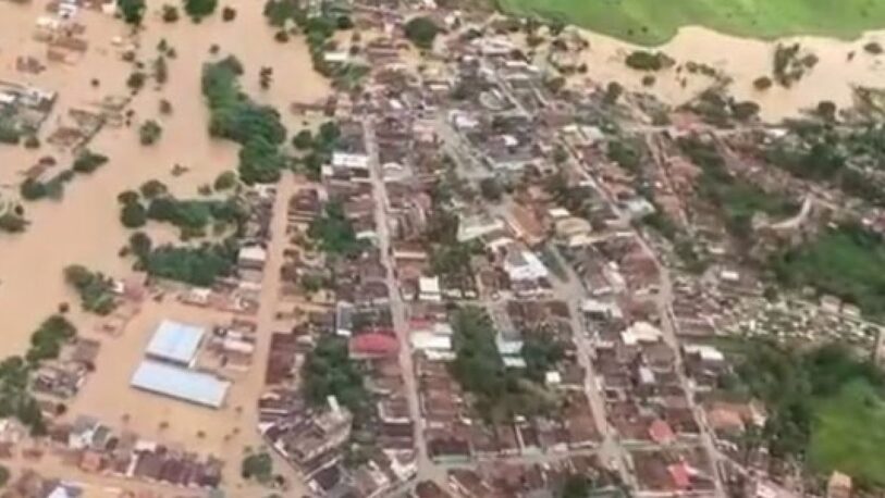 Brasil: Las fuertes lluvias dejan muertos y cerca de 70.000 afectados en Bahía y Minas Gerais