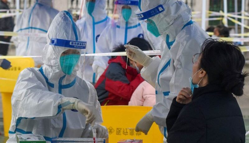 China anunció su mayor número de casos de coronavirus en cuatro meses