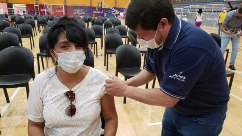 Coronavirus: sólo la mitad de la población misionera está vacunada con esquema completo
