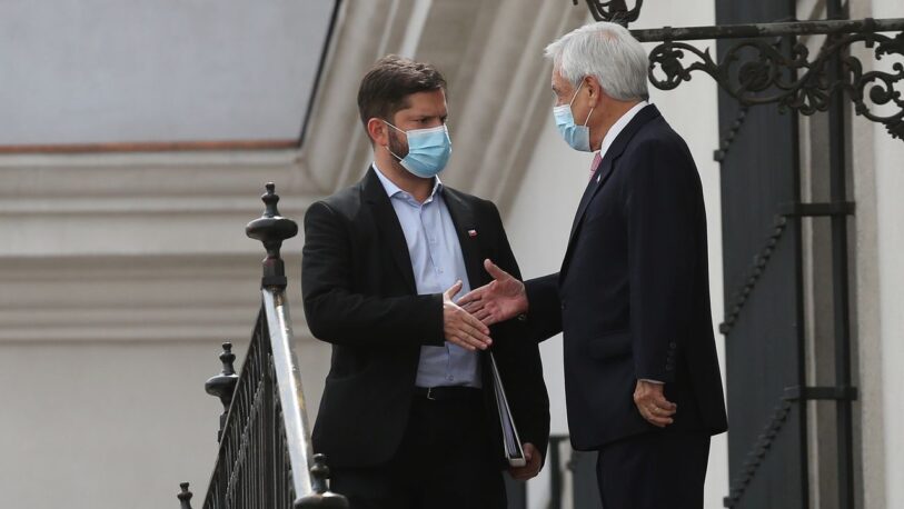Piñera recibió a Boric para coordinar la transición en Chile