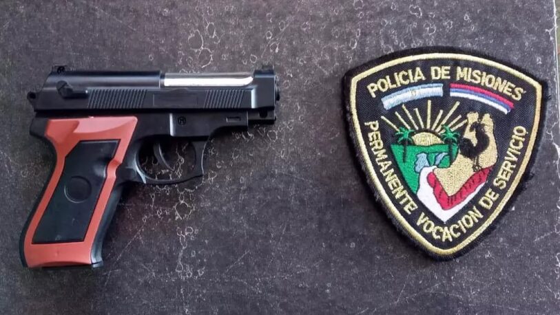 Con un arma de juguete asaltó a una joven y le robó 50 mil pesos; terminó detenido