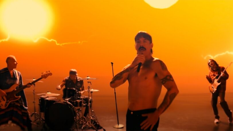 Con el histórico John Frusciante, Red Hot Chilli Peppers lanza “Black Summer”