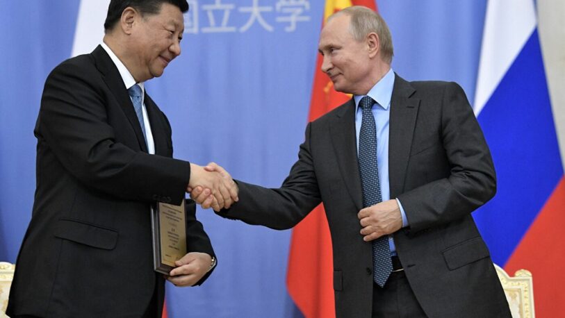 China pidió a Rusia “abandonar la mentalidad de guerra fría”