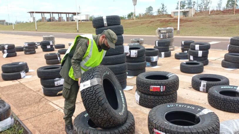 San José: cayó contrabando de 232 neumáticos