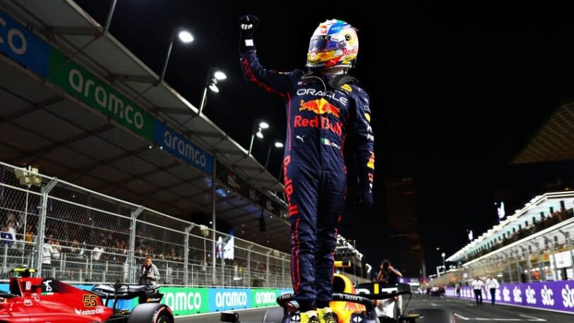Checo Pérez conquista su primera ‘pole position’ en la Fórmula 1