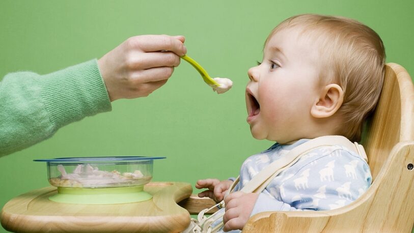 Qué alimentos pueden producir alergias en los bebés y cómo evitarlas
