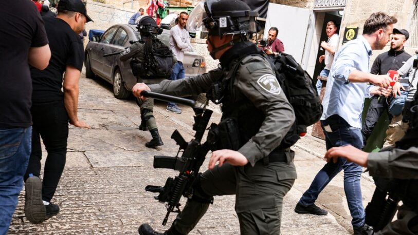 Una decena de manifestantes palestinos fueron heridos por las fuerzas israelíes