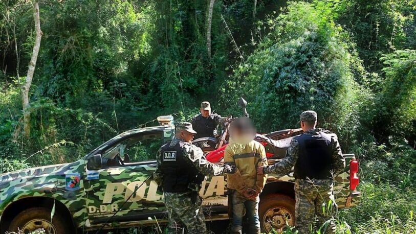 Montecarlo: secuestraron tres motocross y atraparon a presunto cazador furtivo      