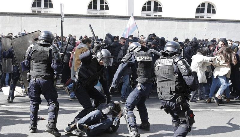 Al menos 34 detenidos durante las protestas del 1° de Mayo en París