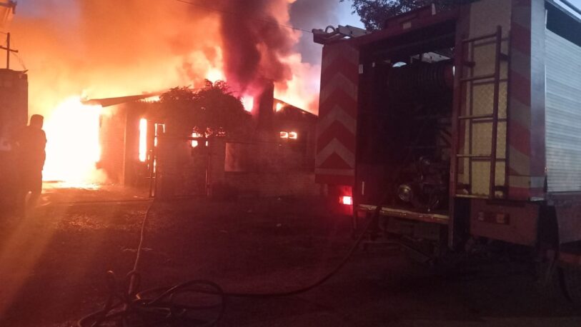 Bº Aeroclub: una familia perdió todo en el incendio de su casa