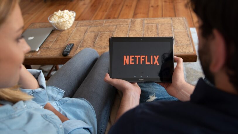 Netflix perdió casi 1 millón de suscriptores tras sus últimas medidas