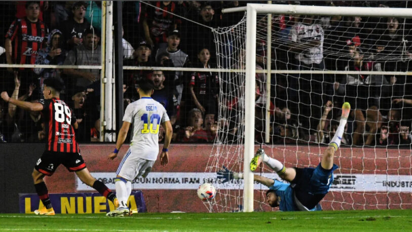 Boca sufrió una goleada por 3-0 ante Patronato