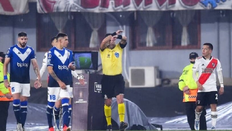 River perdió con Vélez y quedó eliminado de la Copa Libertadores
