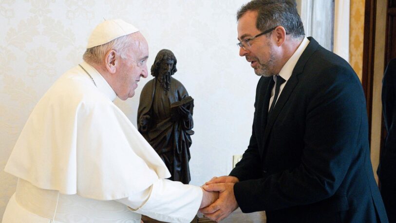 El Papa Francisco se reunió con el embajador ucraniano